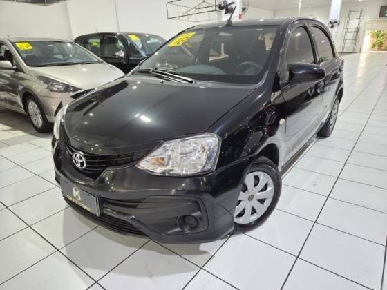 TOYOTA ETIOS 2018
