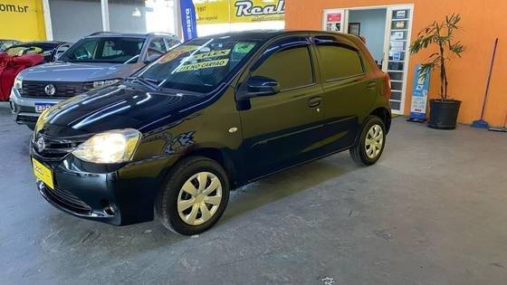 TOYOTA ETIOS 2015