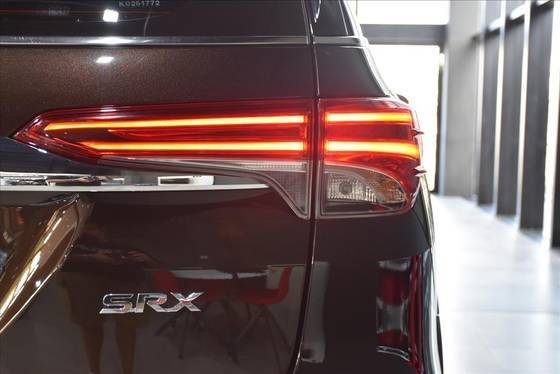 TOYOTA HILUX SW4 2019