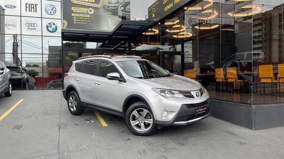 TOYOTA RAV4 2015