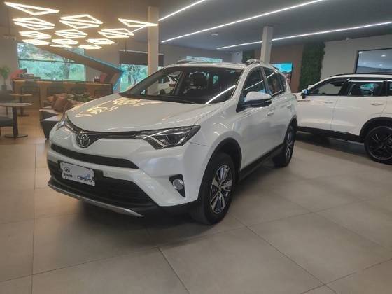 TOYOTA RAV4 2018