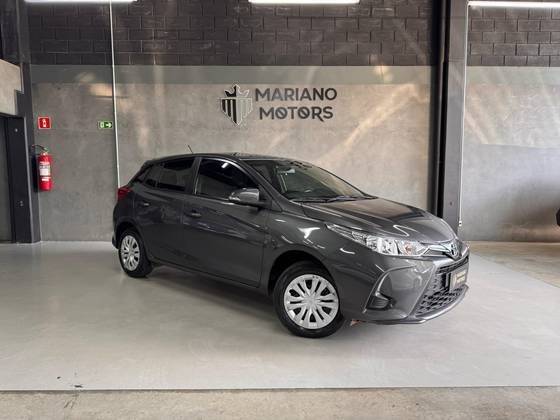 TOYOTA YARIS 2023