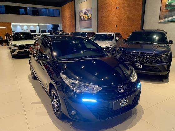 TOYOTA YARIS 2022