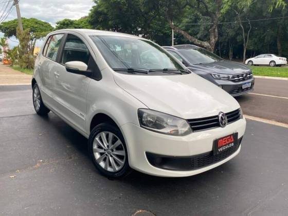 VOLKSWAGEN FOX 2014
