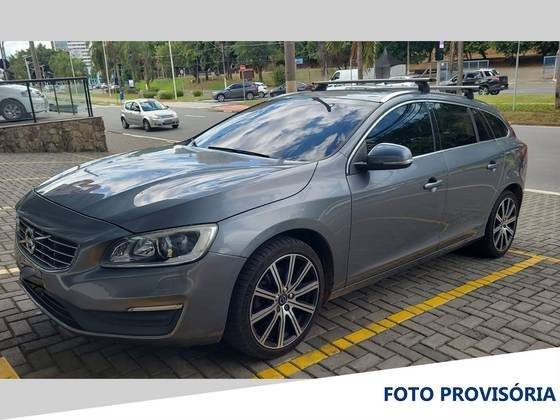 VOLVO V60 2016