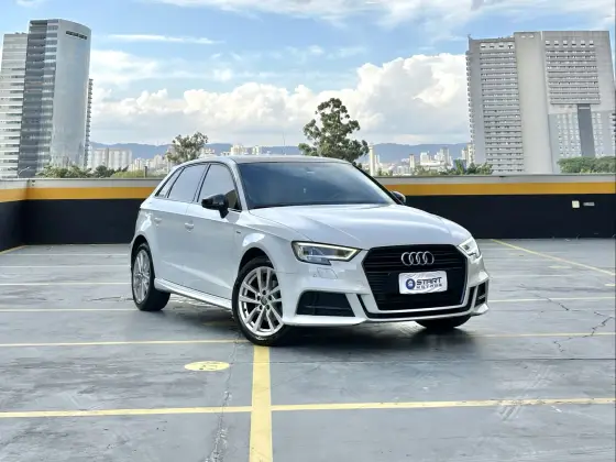 AUDI A3 2020