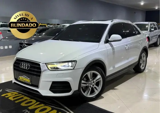 AUDI Q3 2016
