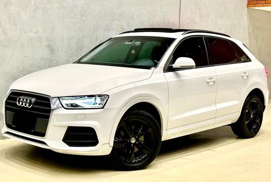 AUDI Q3 2017
