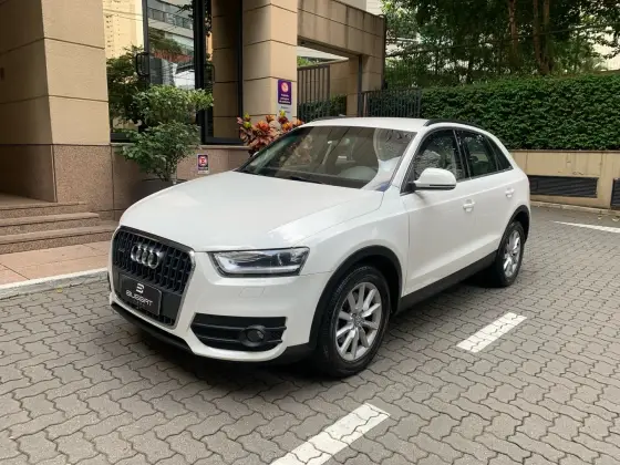 AUDI Q3 2015