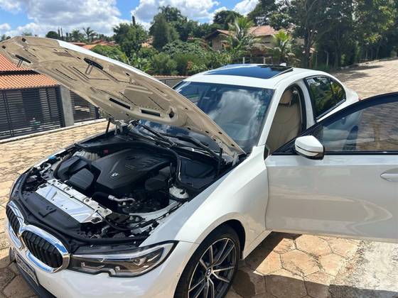 BMW 320i 2020