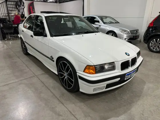 BMW 325i 1995