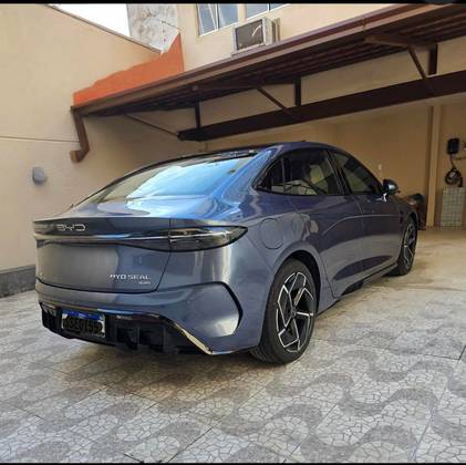BYD SEAL 2025