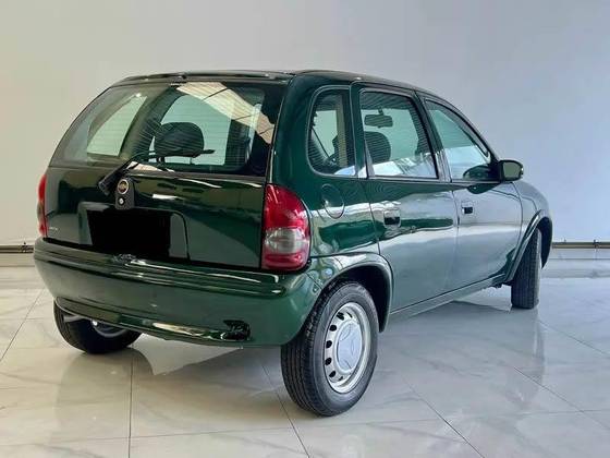 CHEVROLET CORSA 2002