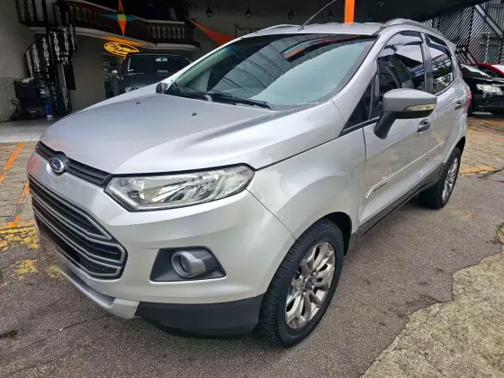 FORD ECOSPORT 2015