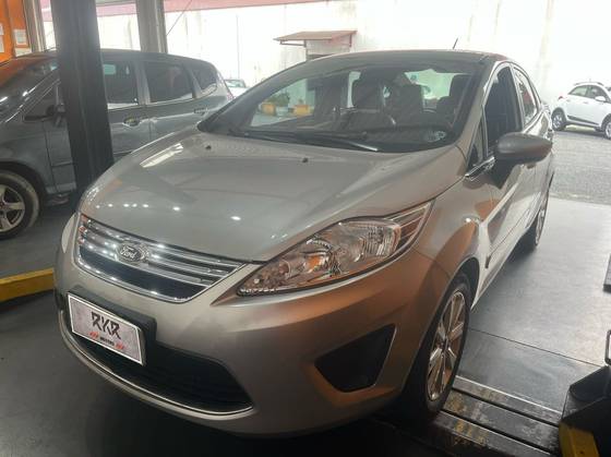 FORD FIESTA 2011