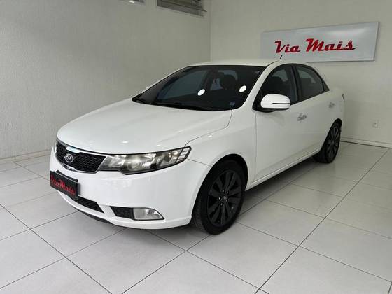 KIA CERATO 2013