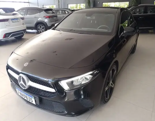MERCEDES-BENZ A 200 2020