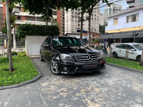 MERCEDES-BENZ C 63 AMG 2009