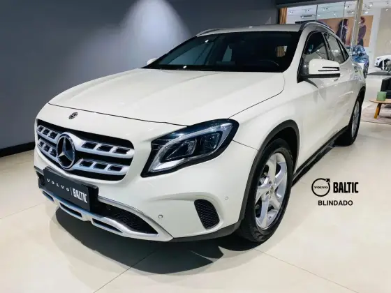 MERCEDES-BENZ GLA 200 2018