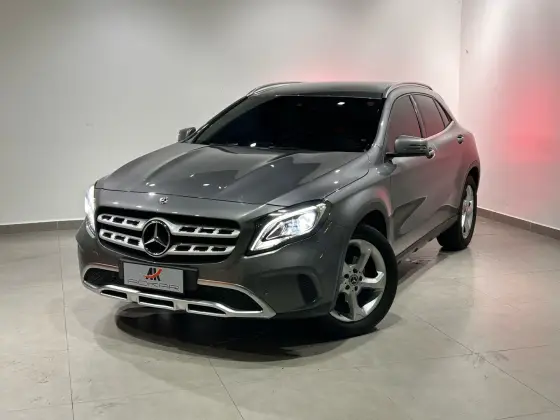 MERCEDES-BENZ GLA 200 2018