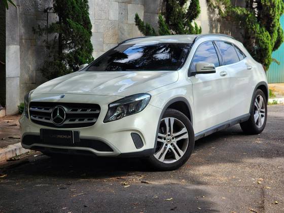MERCEDES-BENZ GLA 200 2018