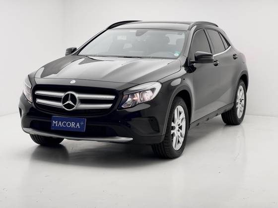 MERCEDES-BENZ GLA 200 2016