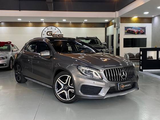MERCEDES-BENZ GLA 250 2015
