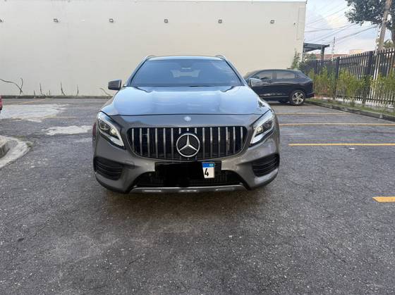 MERCEDES-BENZ GLA 250 2018