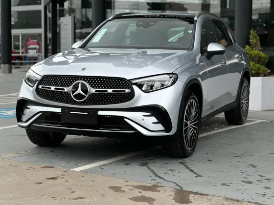 MERCEDES-BENZ GLC 300 2025