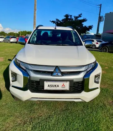 MITSUBISHI L200 TRITON 2023