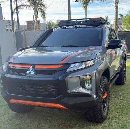 MITSUBISHI L200 TRITON 2024