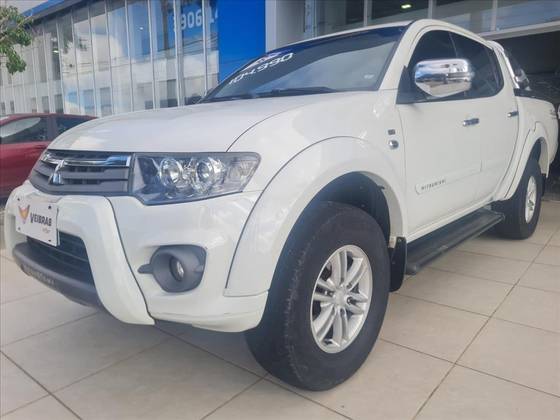 MITSUBISHI L200 TRITON 2016