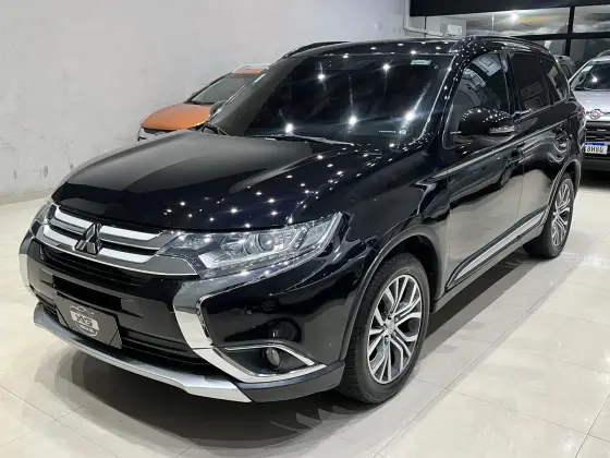 MITSUBISHI OUTLANDER 2016
