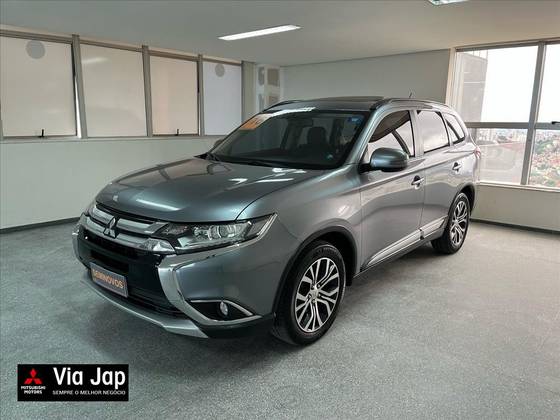 MITSUBISHI OUTLANDER 2016