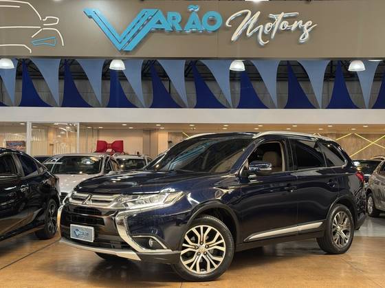 MITSUBISHI OUTLANDER 2017