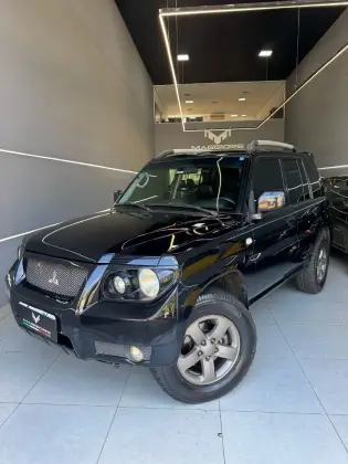 MITSUBISHI PAJERO 2009