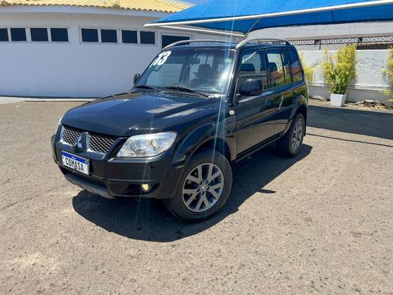 MITSUBISHI PAJERO TR4 2013