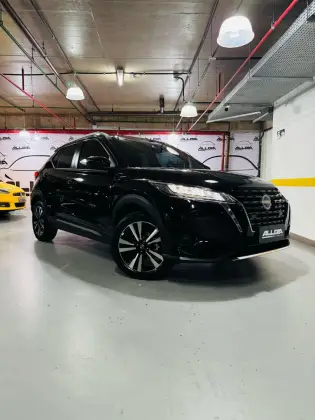 NISSAN KICKS 2023