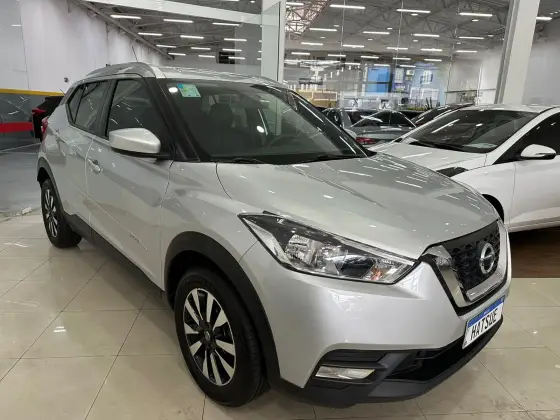NISSAN KICKS 2019