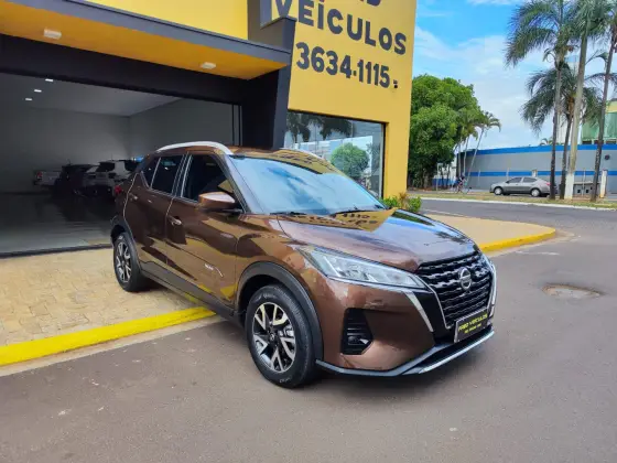 NISSAN KICKS 2022