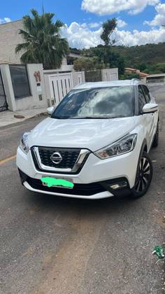 NISSAN KICKS 2017