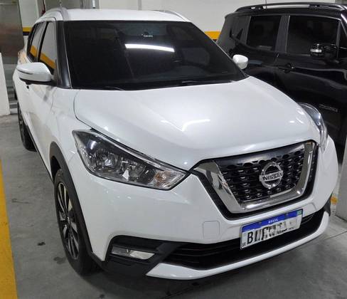 NISSAN KICKS 2017