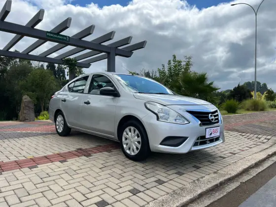 NISSAN VERSA 2021