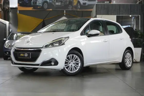 PEUGEOT 208 2017