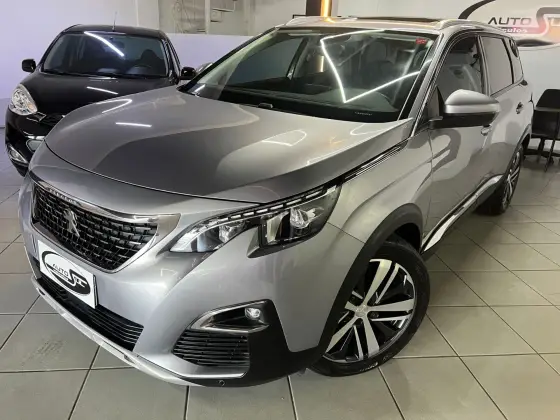 PEUGEOT 5008 2019