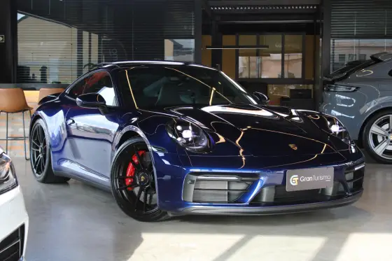 PORSCHE 911 2022