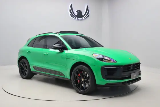 PORSCHE MACAN 2024