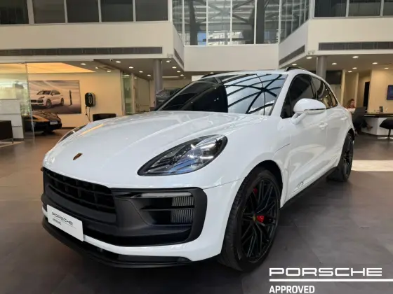 PORSCHE MACAN 2024