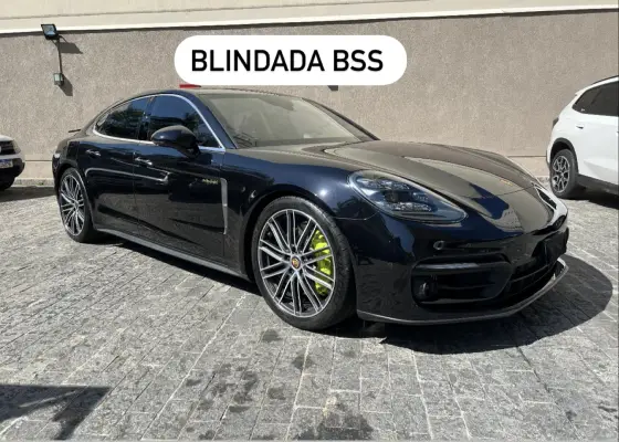 PORSCHE PANAMERA 2022