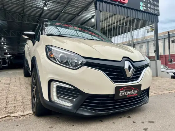 RENAULT CAPTUR 2019